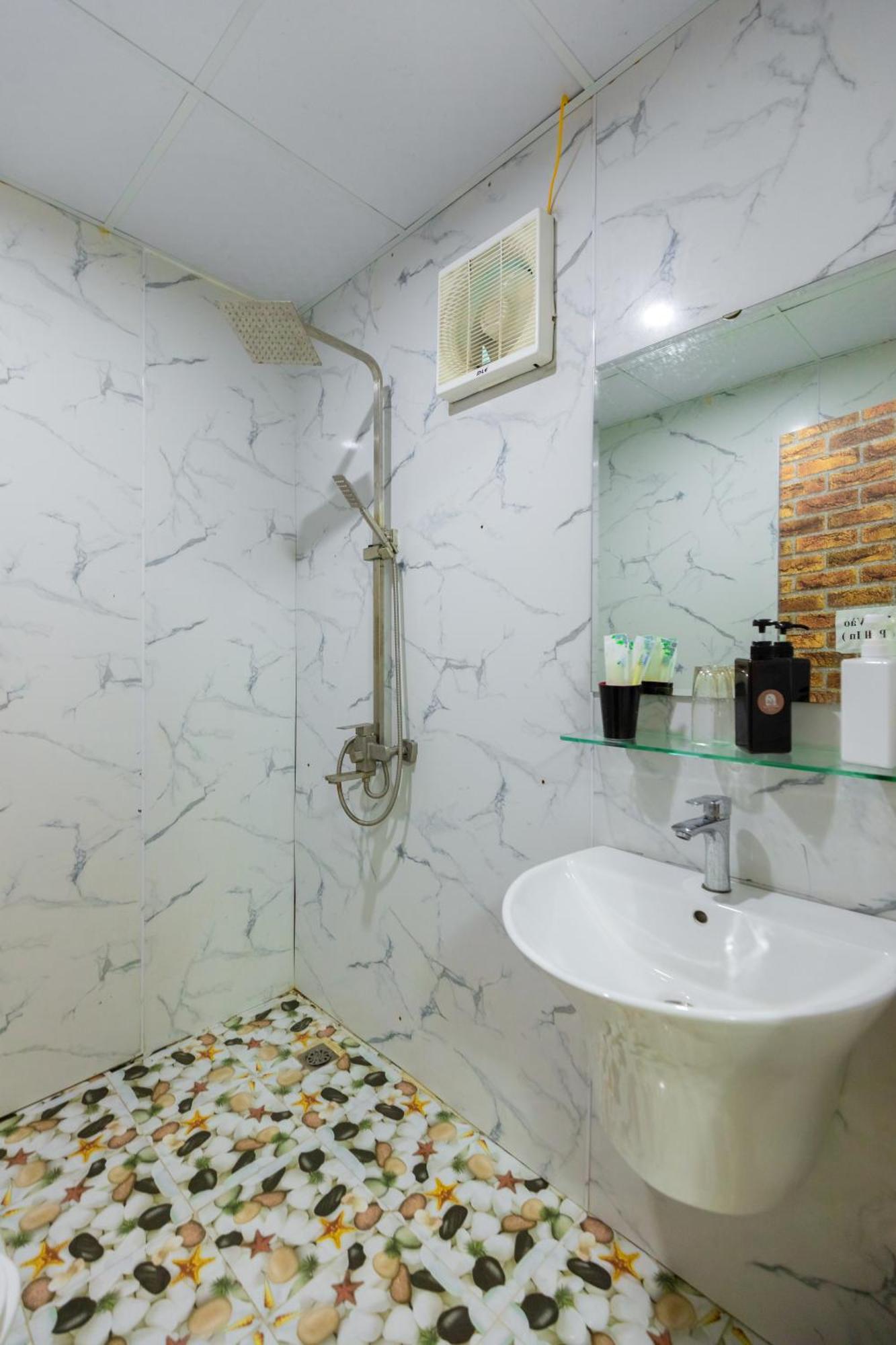 Victor Charlie Hostel Dong Khe Sau Kültér fotó