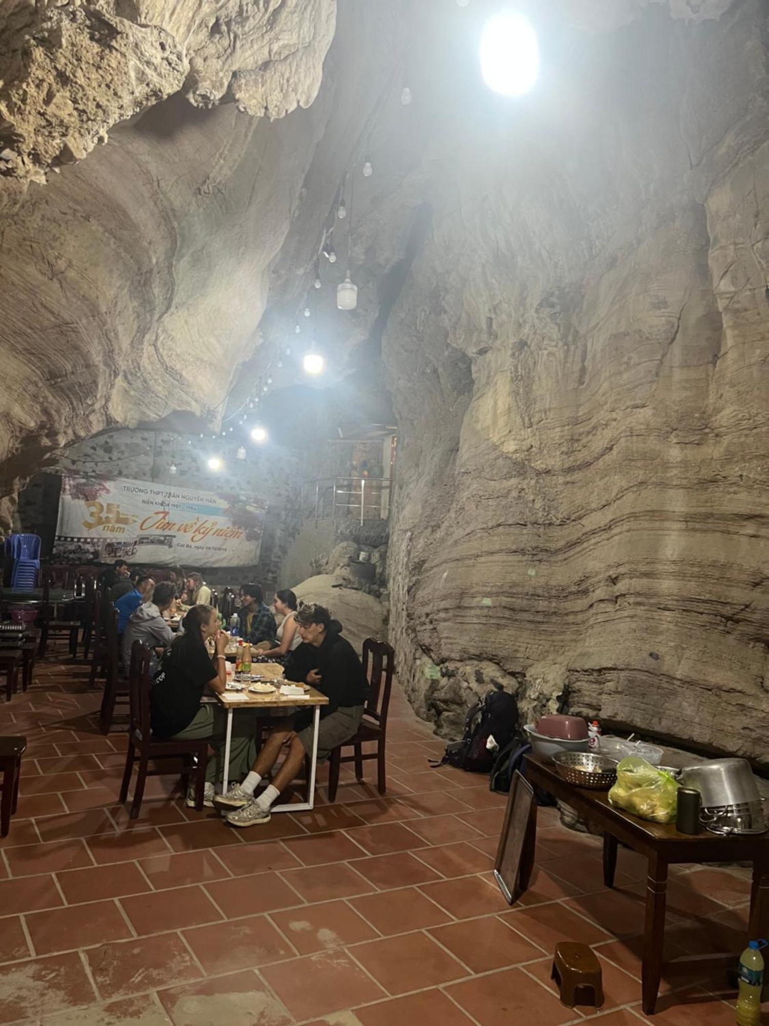 Victor Charlie Hostel Dong Khe Sau Kültér fotó